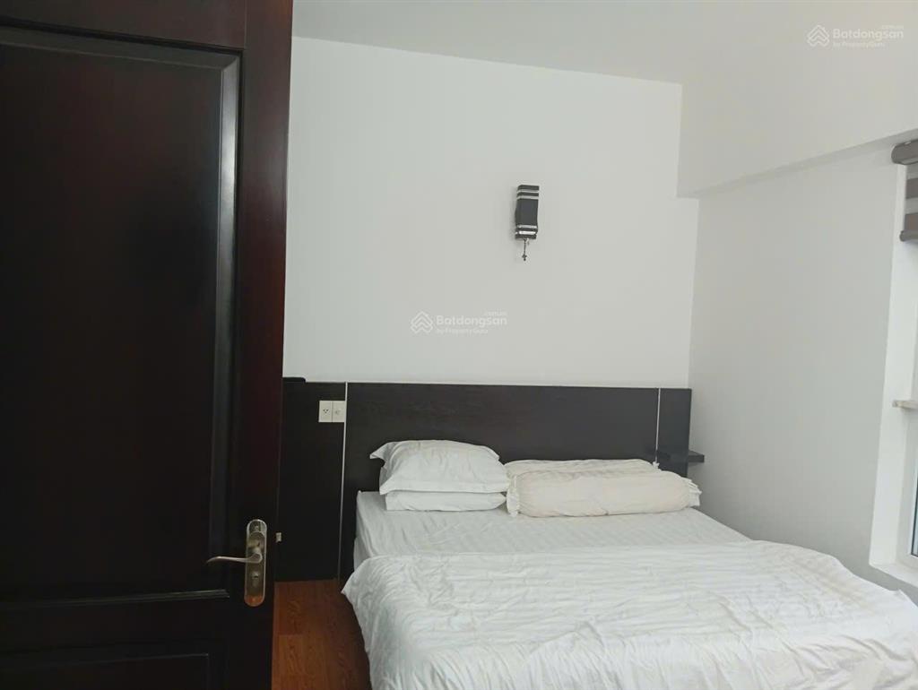 Chủ cần tiền bán gấp căn 2pn to 78m2 view sông hàn, full nội thất cao cấp, giá quá tốt chỉ 4,x tỷ