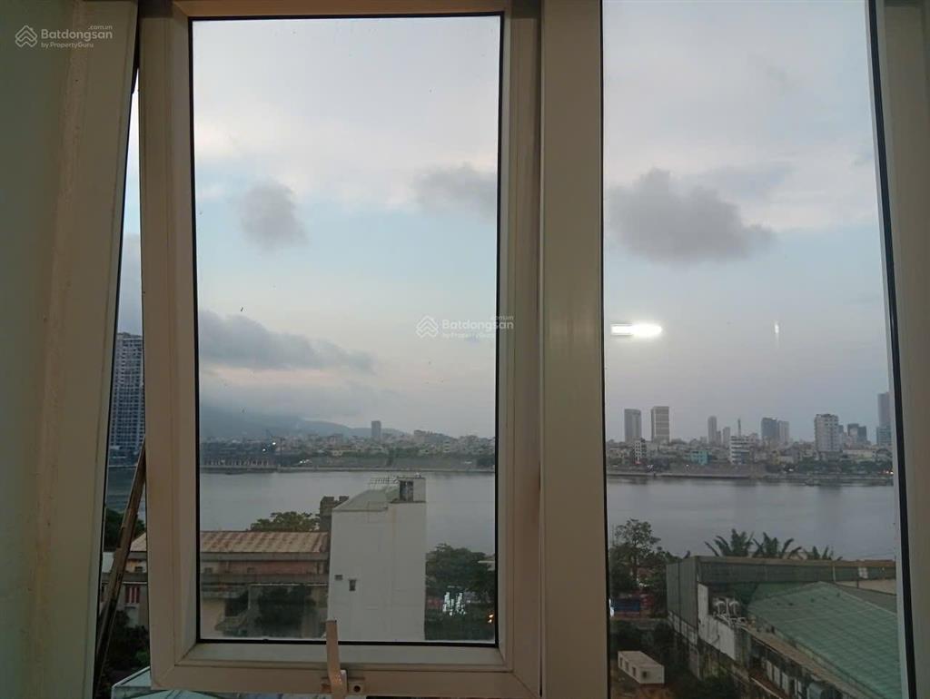 Chủ cần tiền bán gấp căn 2pn to 78m2 view sông hàn, full nội thất cao cấp, giá quá tốt chỉ 4,x tỷ