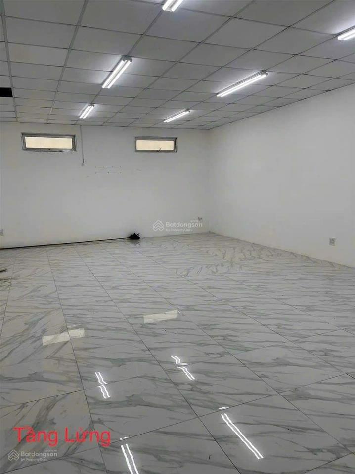 Cho thuê nhà trệt lửng mặt tiền võ văn kiệt ngang 6m