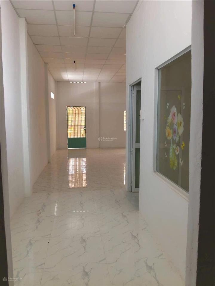 Cho thuê nhà mặt tiền đường nguyễn văn cừ gần đại học y dược
