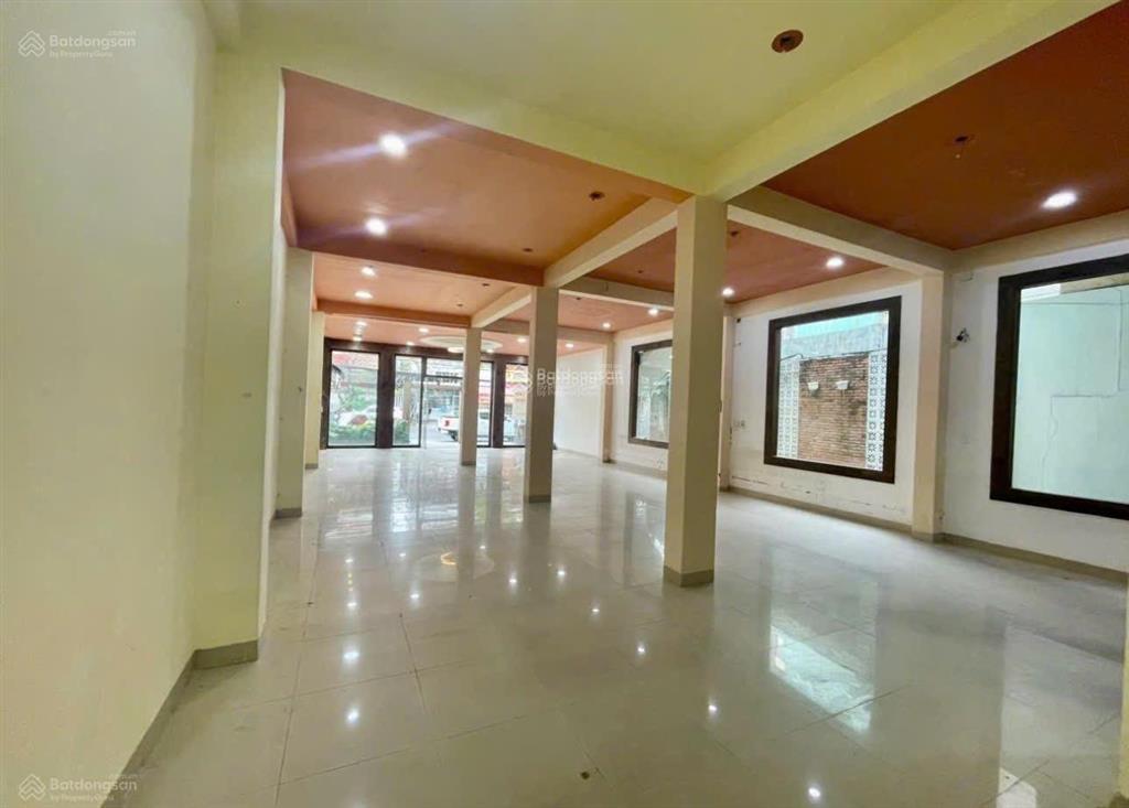Căn hộ đẹp nhất dự án dòng tiền trung tâm thành phố giá từ 27 tỷ nay giảm còn 23 tỷ bán nhanh