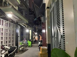 Bán nhà 3 tầng, ngay cầu nguyễn văn cừ p1q8