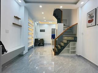 Nhà xây mới 3 tầng ngay cầu nguyễn tri phương p9q8