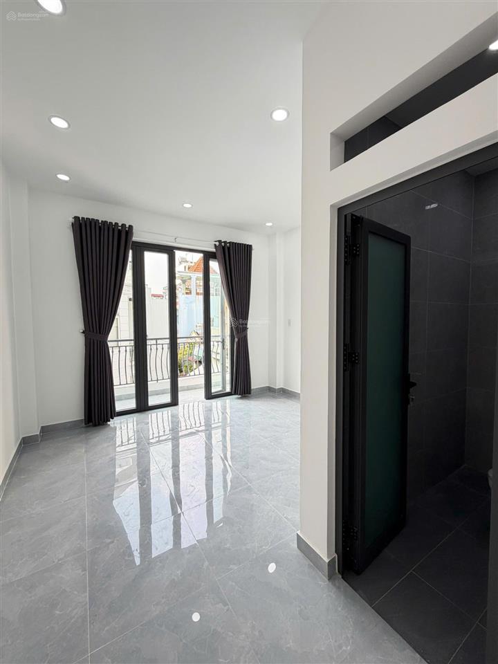 Bán nhà 4 tầng hẻm đẹp đặng chất p2q8