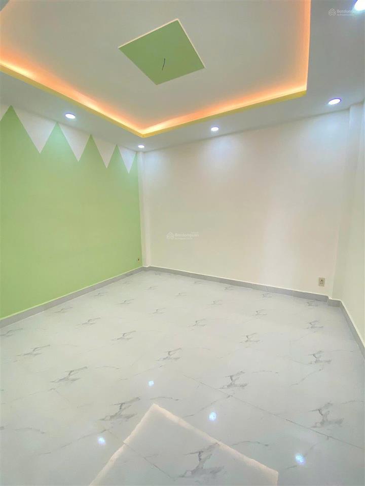 Nhà mới 3 tầng dương bá trạc p1q8