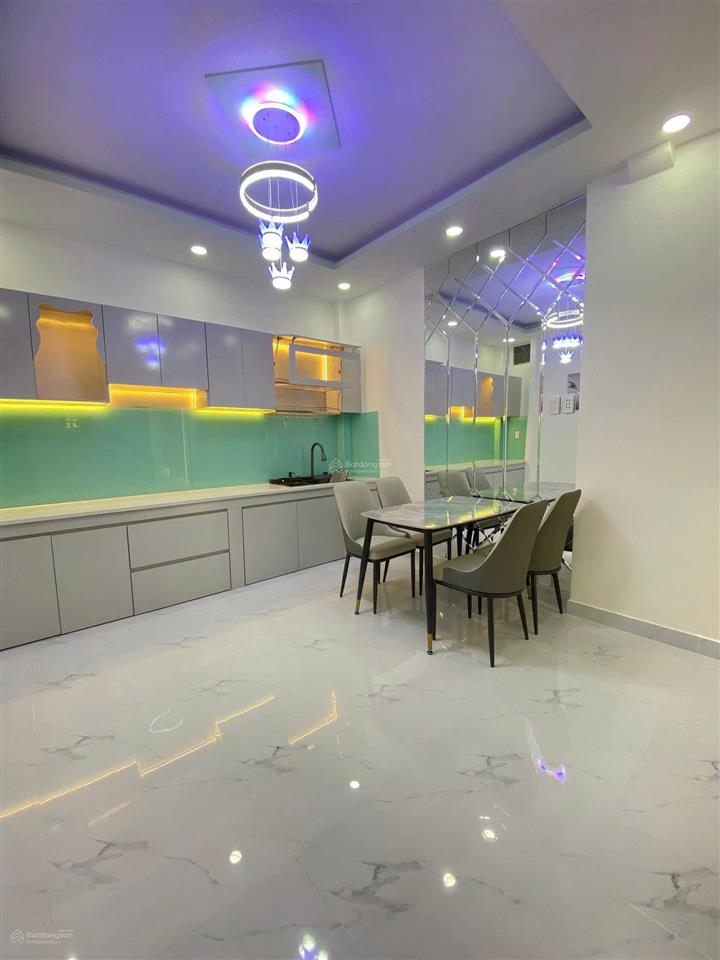 Nhà mới 3 tầng dương bá trạc p1q8