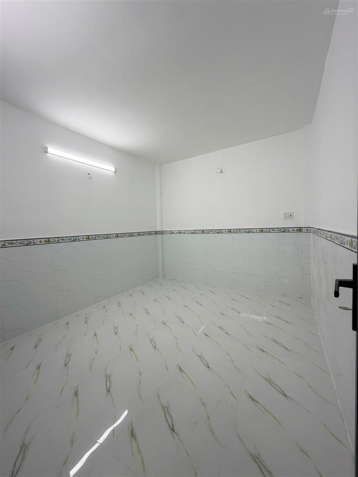 Nhà đẹp bình đông p11q8, sát cầu chà và