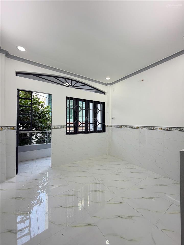 Nhà đẹp bình đông p11q8, sát cầu chà và