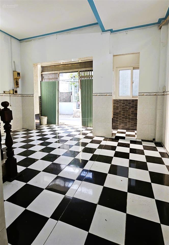 Nhà 3 tầng, ngang 5.2m gần đường nguyễn duy p9  q8