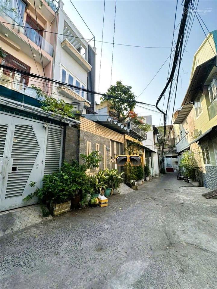 Bán nhà 3 tầng phạm thế hiển p4q8