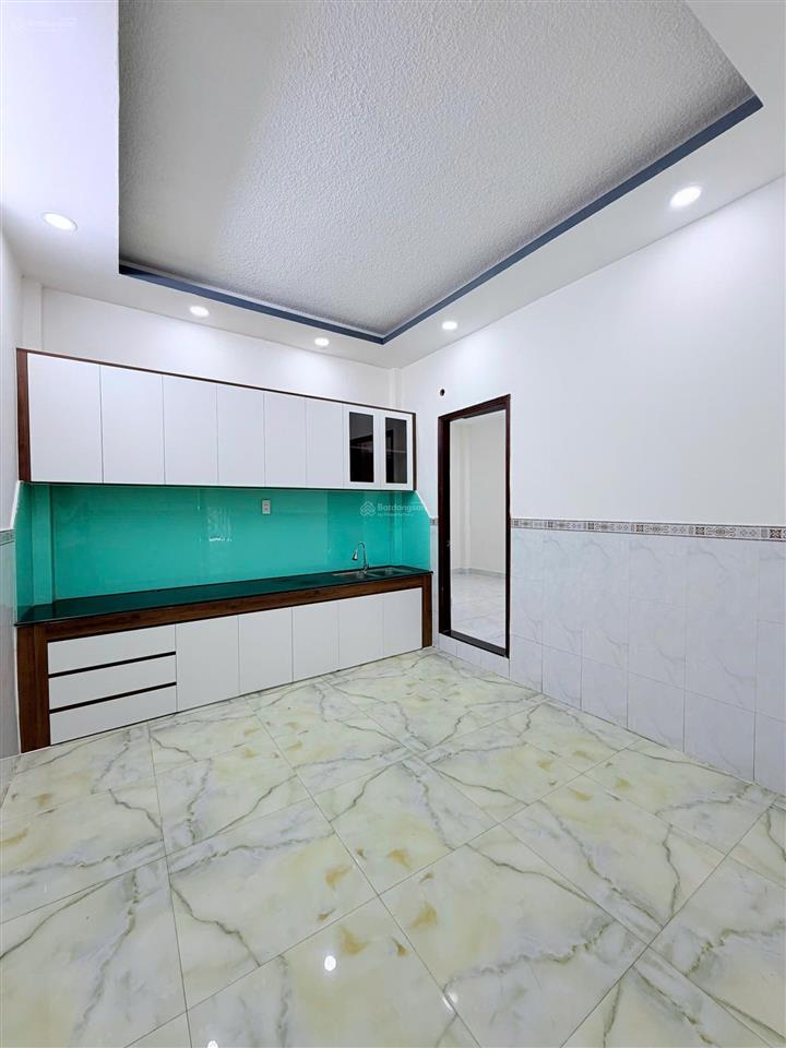 Nhà sau căn mặt tiền bùi minh trực p5q8