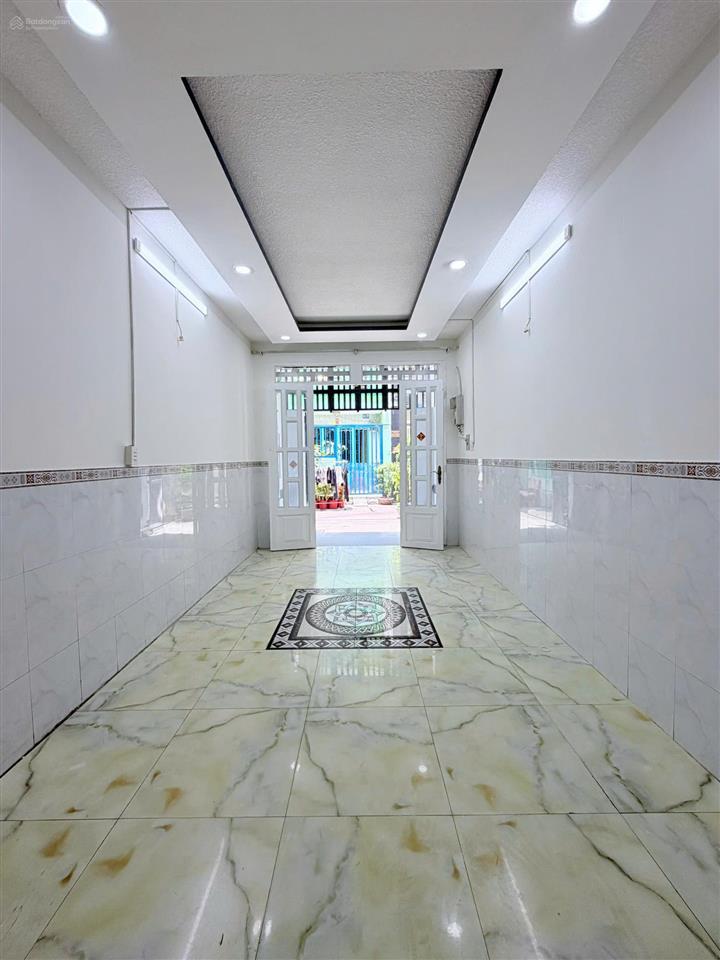 Nhà sau căn mặt tiền bùi minh trực p5q8
