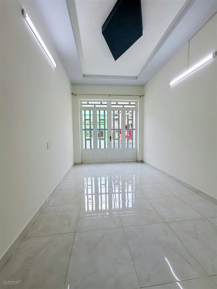 Nhà sau căn mặt tiền bùi minh trực p5q8