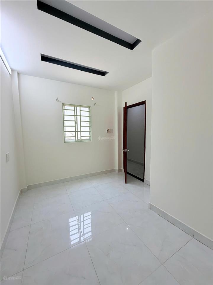 Nhà sau căn mặt tiền bùi minh trực p5q8