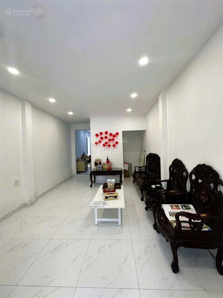 Nhà đẹp nở hậu giá tốt bùi minh trực p6q8