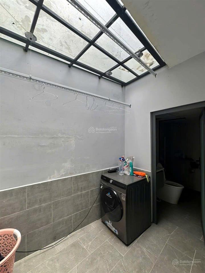 Nhà đẹp nở hậu giá tốt bùi minh trực p6q8