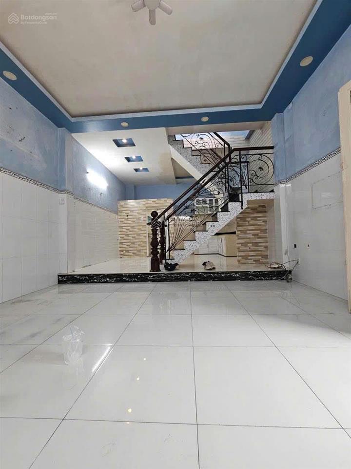 Bán nhà ngang 9m phạm thế hiển p5q8