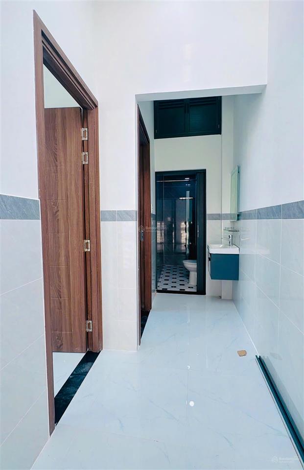 Bán nhà mới ngang 8m, cao xuân dục p12q8