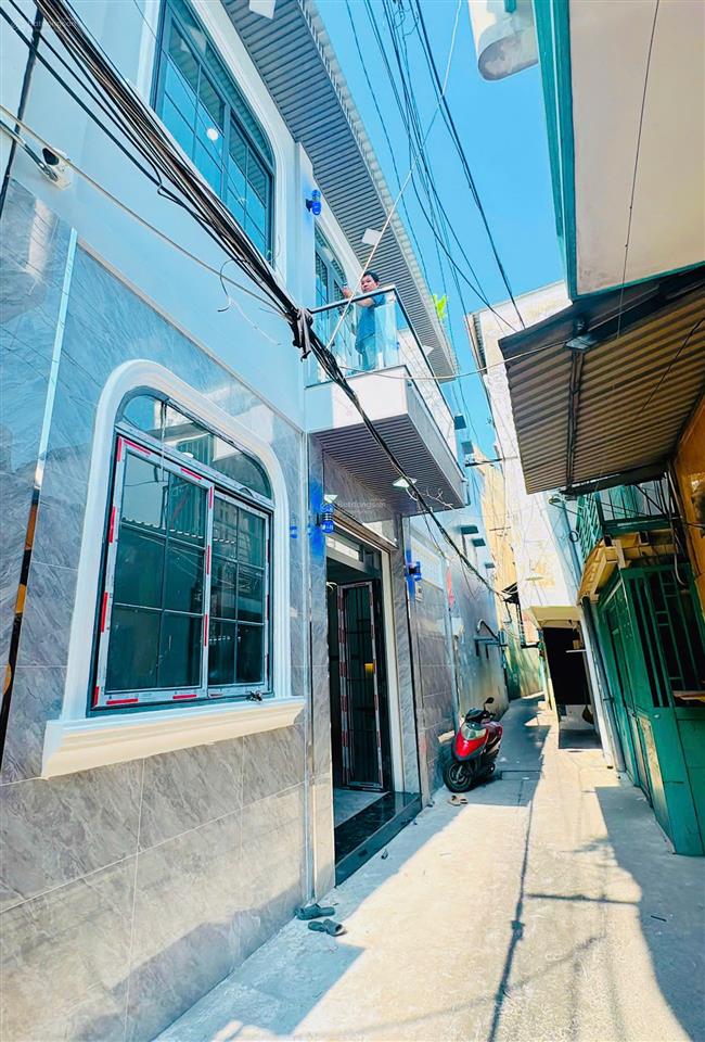 Bán nhà mới ngang 8m, cao xuân dục p12q8