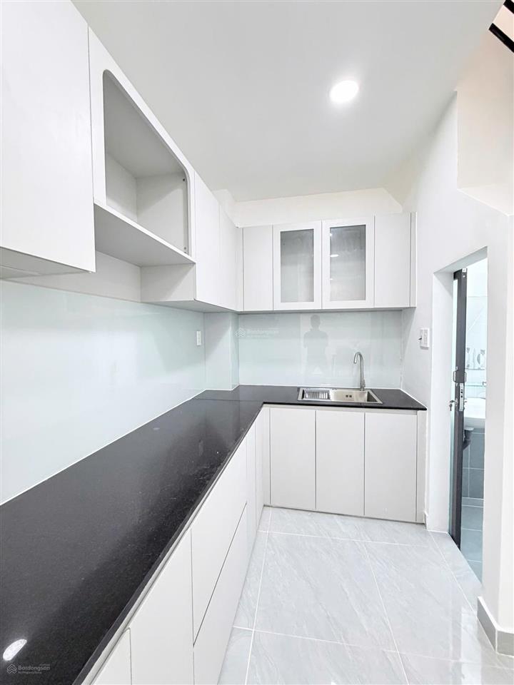 Nhà mới 3 tầng hưng phú p8q8, gần cầu chữ y