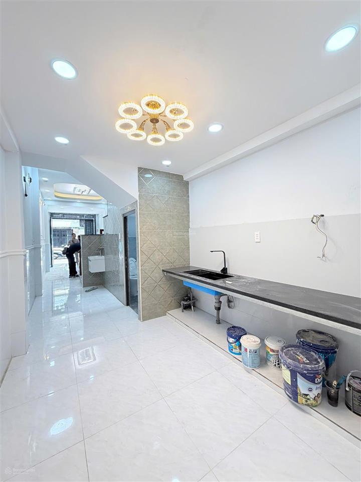 Nhà mới 3 tầng hẻm xe hơi 6m nguyễn duy p.10, quận 8