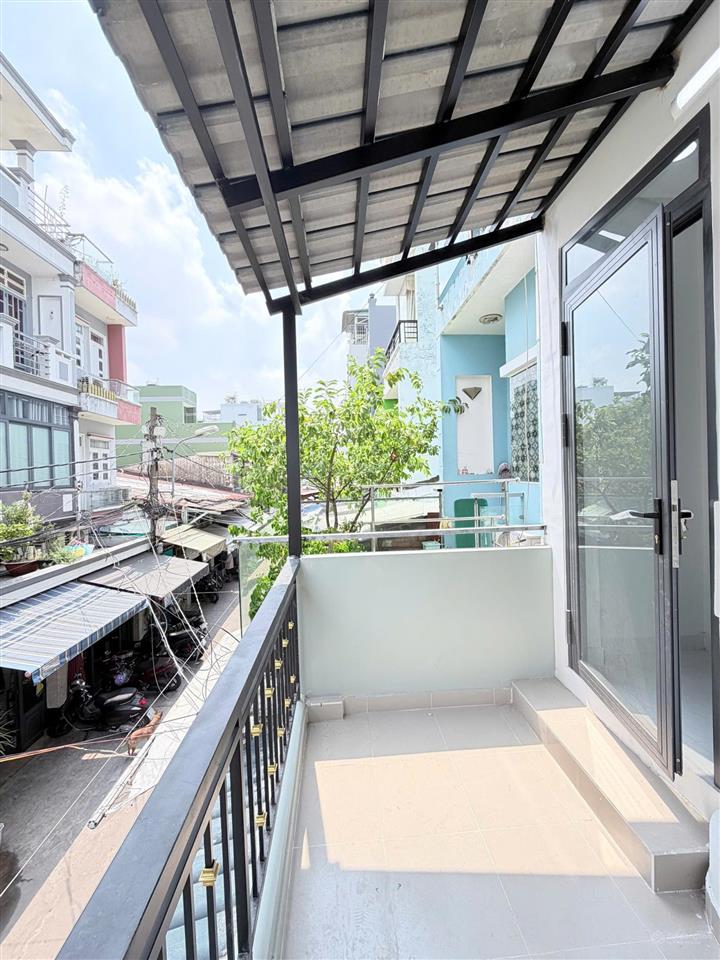 Nhà mới 3 tầng hẻm xe hơi 6m nguyễn duy p.10, quận 8