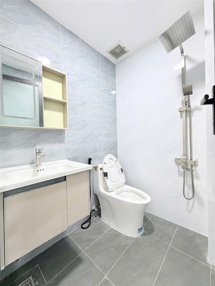 Nhà mới 3 tầng hẻm xe hơi 6m nguyễn duy p.10, quận 8
