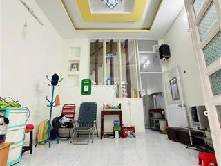 Bán nhà 3 tầng âu dương lân p3q8
