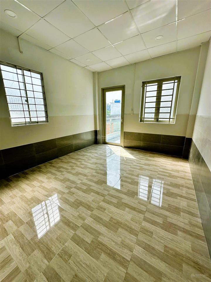 Bán nhà mới 3 tầng dương bá trạc p1q8