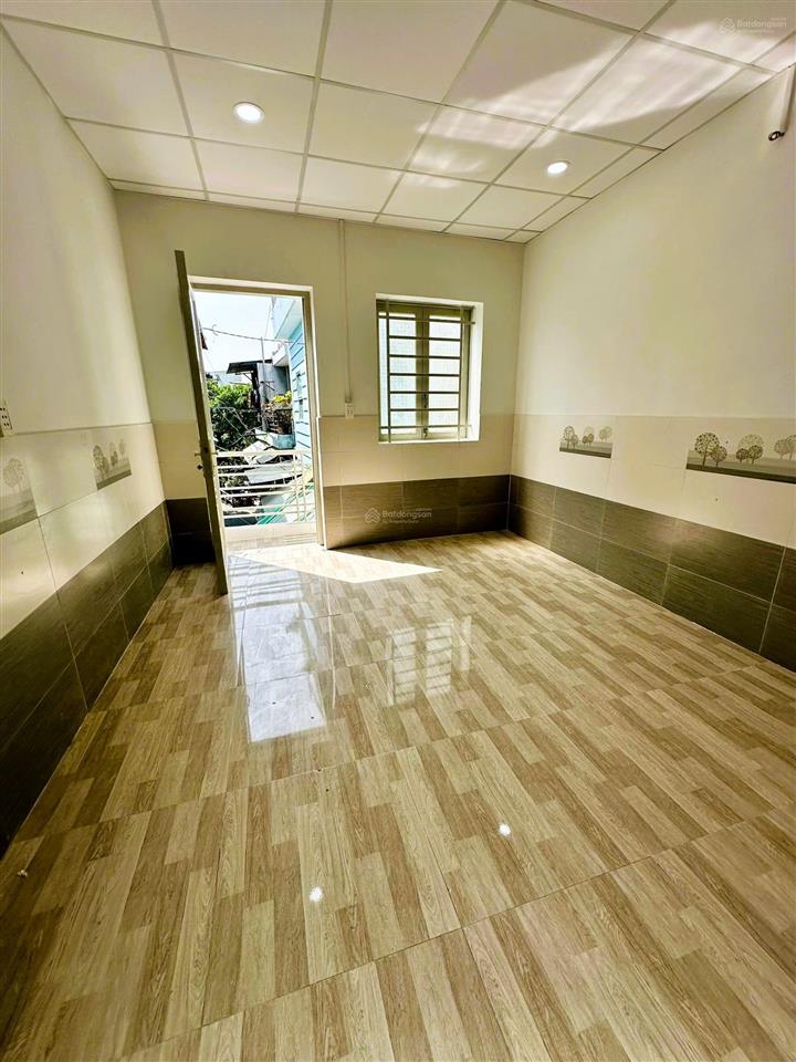 Bán nhà mới 3 tầng dương bá trạc p1q8