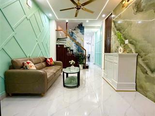 Nhà mới đẹp âu dương lân p3, q8