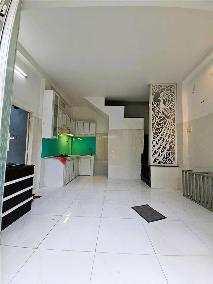 Nhà hẻm xe hơi bùi minh trực p6q8