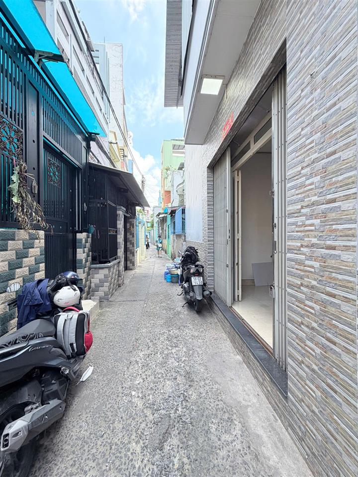 Nhà 2 tầng, 67m2 đất cao xuân dục p12. q8
