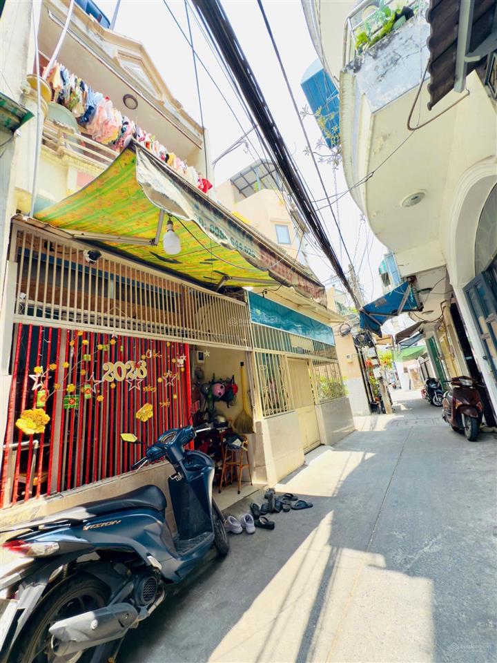 Bán nhà 3 tầng âu dương lân p3q8
