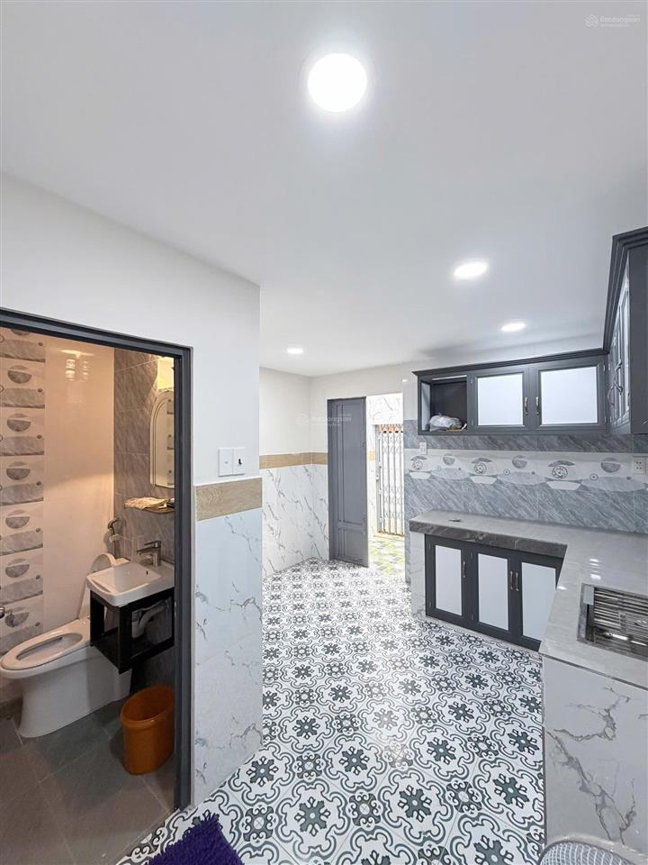 Nhà 2 mặt tiền hẻm lưu hữu phước p15, q8