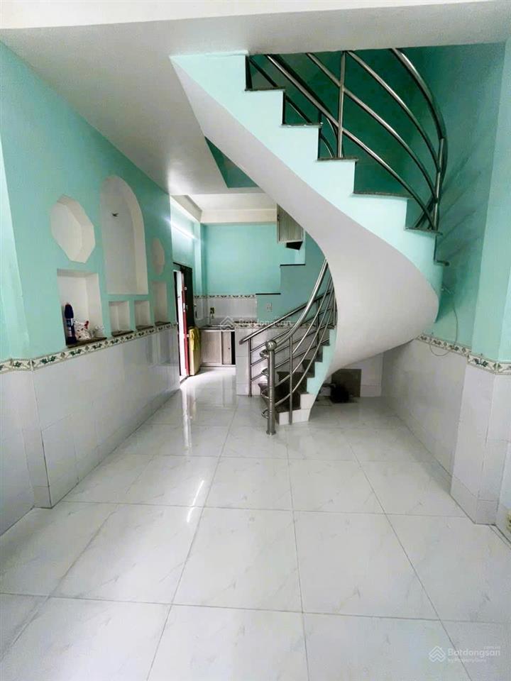 Nhà 4 tầng nguyễn duy p9q8 gần cầu chánh hưng