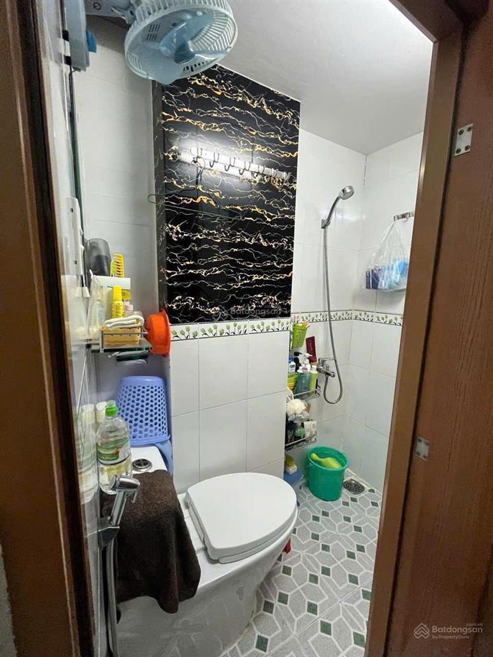 Nhà ngang 5m, sau căn mặt tiền ba đình p10. q8