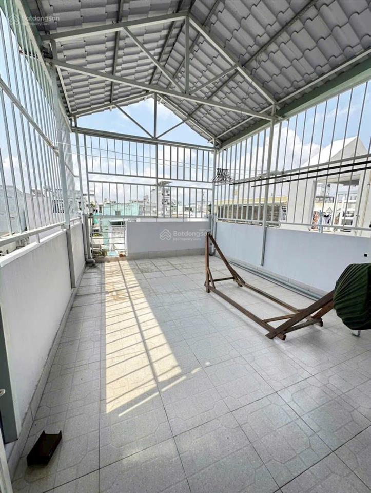 Nhà 4 tầng gần mặt tiền đường dương bá trạc phường 2 quận 8