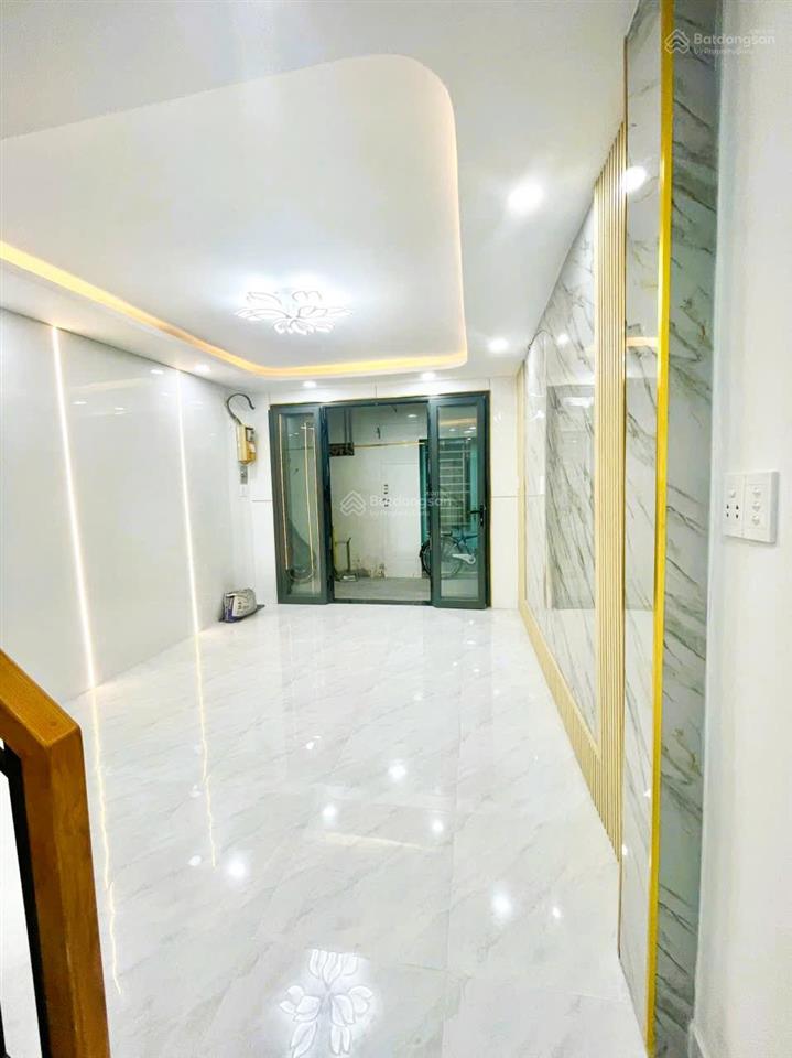 Nhà mới 3pn, đường nguyễn thị tần, phường 2, quận 8