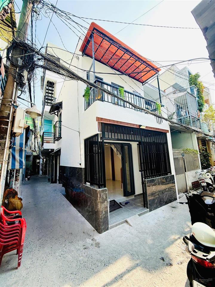 Nhà đẹp 4 tầng âu dương lân p2q8 gần chợ rạch ông
