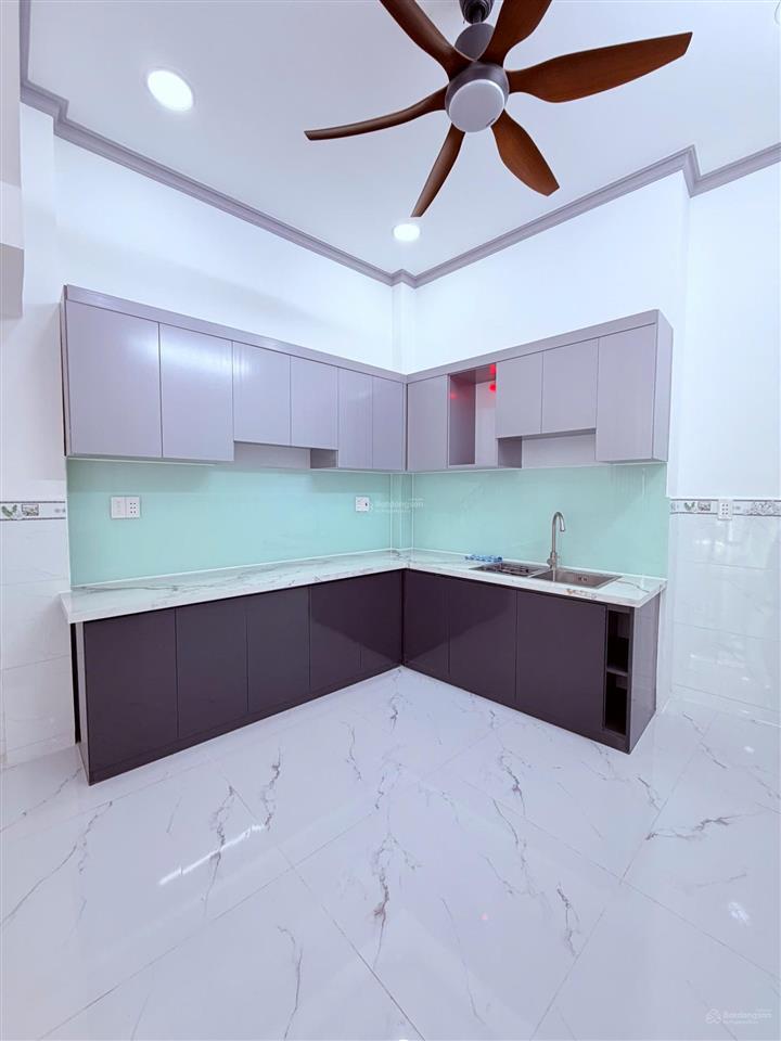 Nhà xây mới 4 tầng nguyễn duy p9q8, gần cầu chữ y