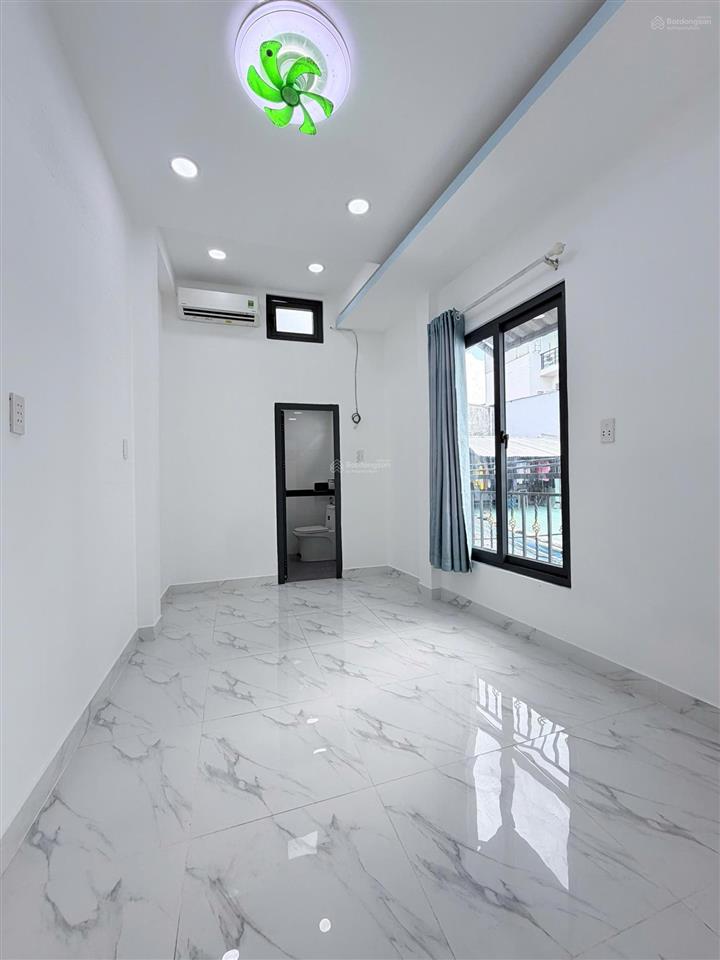 Nhà mới sát mặt tiền hưng phú p8q8, gần cầu chữ y
