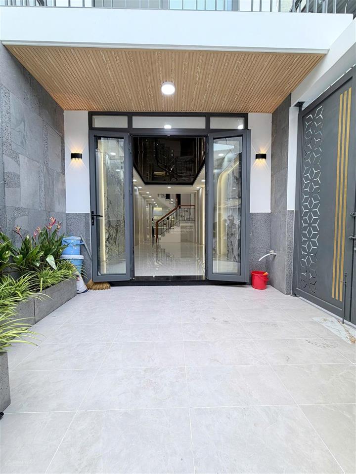 Nhà mới diện tích khủng 68m2 bến bình đông p14q8