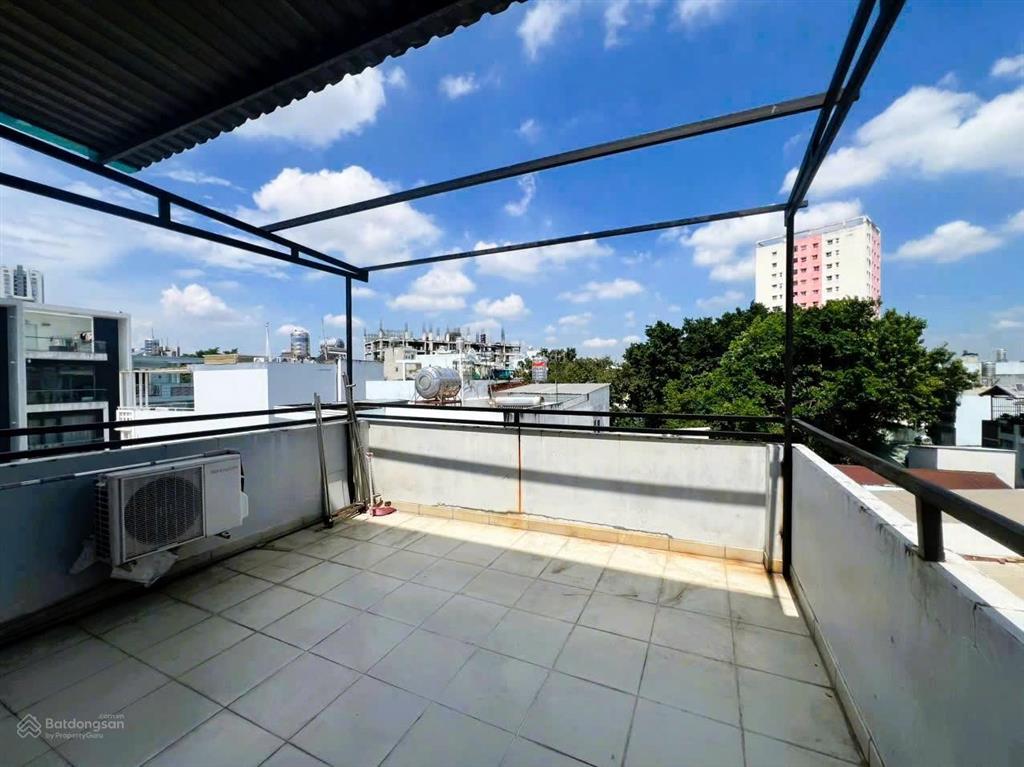 Nhà 5 tầng hẻm xe hơi tám danh p4, q8