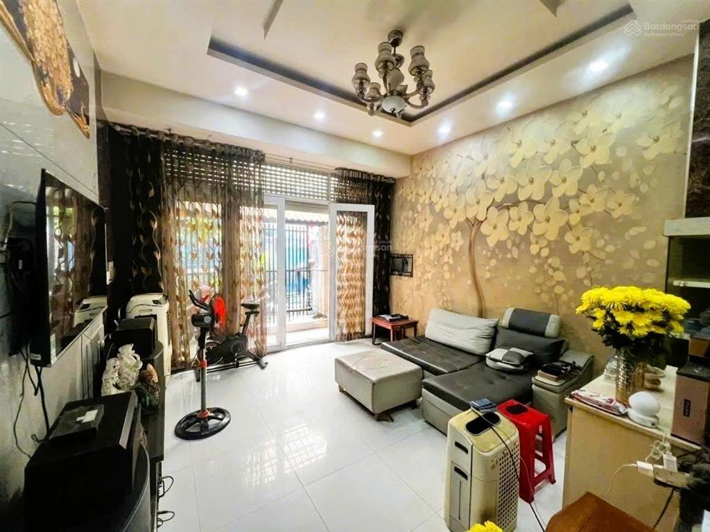 Nhà 5 tầng hẻm xe hơi tám danh p4, q8