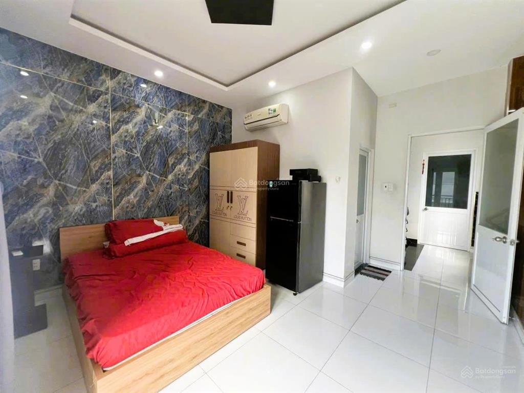 Nhà 5 tầng hẻm xe hơi tám danh p4, q8
