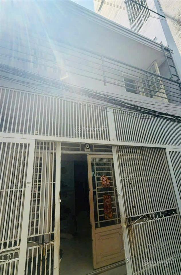 Nhà 2 tầng (60m2 đất) sau căn mt dạ nam p2, q8