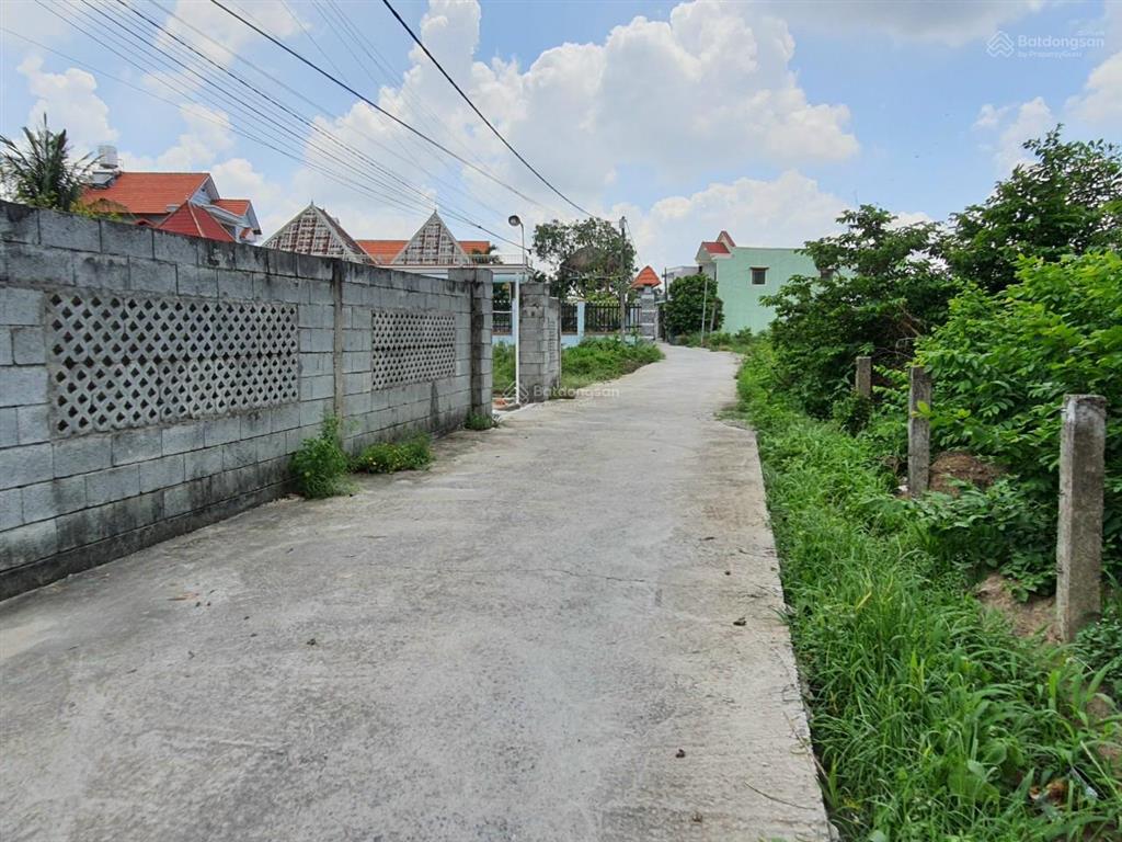 Bán 100m2 hẻm ô tô gần đường nguyễn ái quốc  nhơn trạch đang thi công