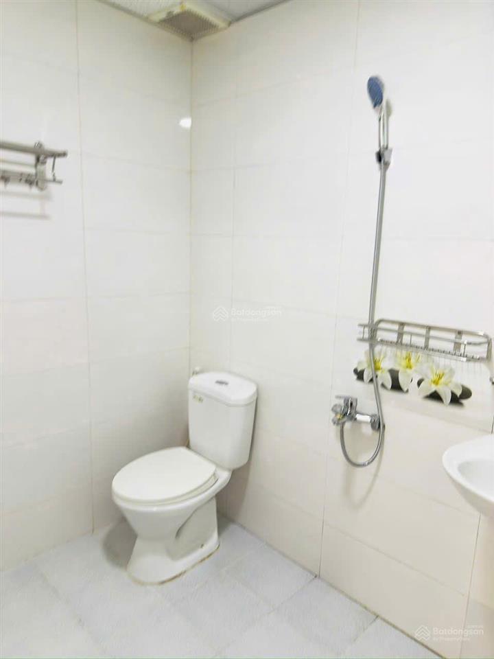 Cần bán nhà phố 2 tầng hoàn công đầy đủ đang cho thuê 15 triệu tại vsip 1, thuận an