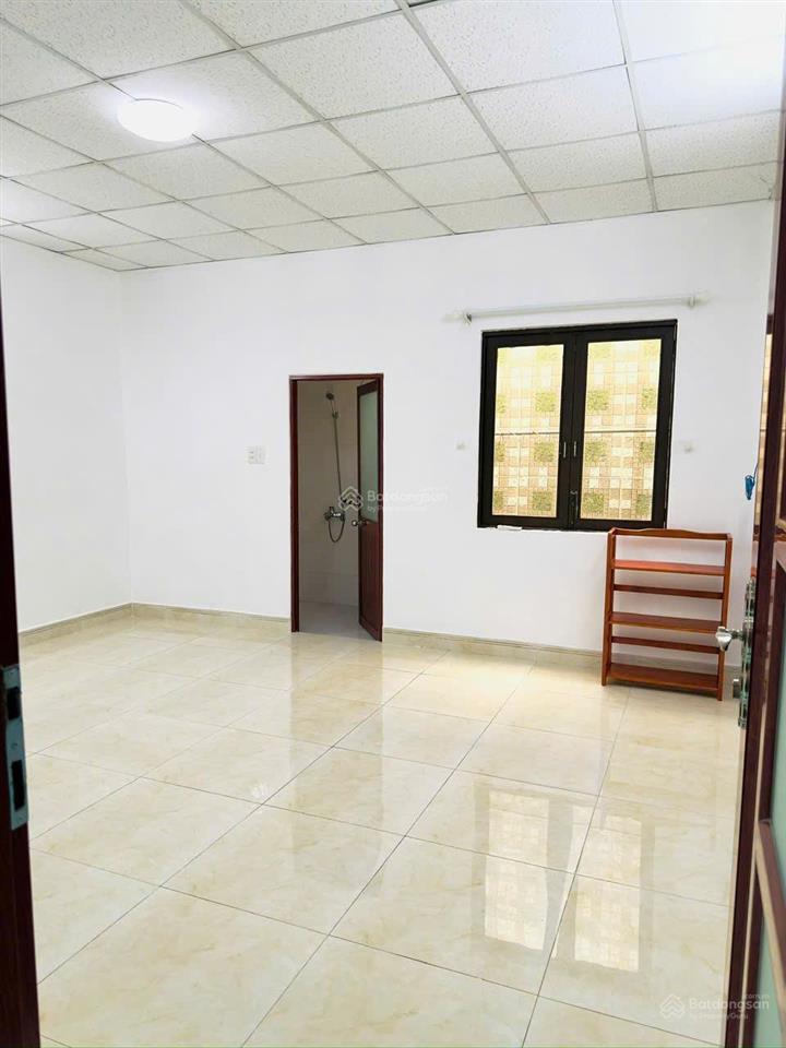 Cần bán nhà phố 2 tầng hoàn công đầy đủ đang cho thuê 15 triệu tại vsip 1, thuận an